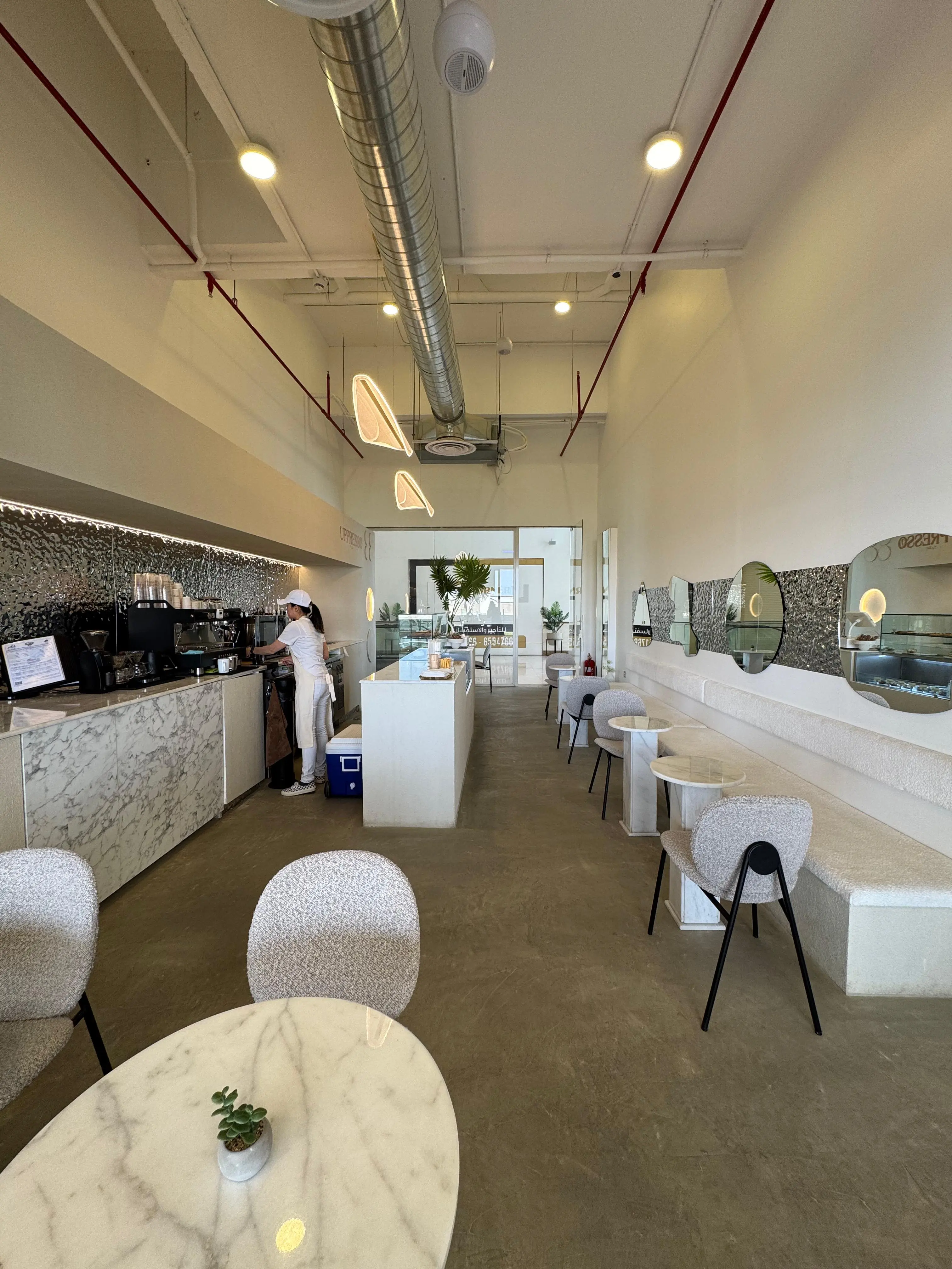 حلويات وساندويتشات متنوعة في Uppresso Cafe – تجربة كافيه متكاملة في الكويت