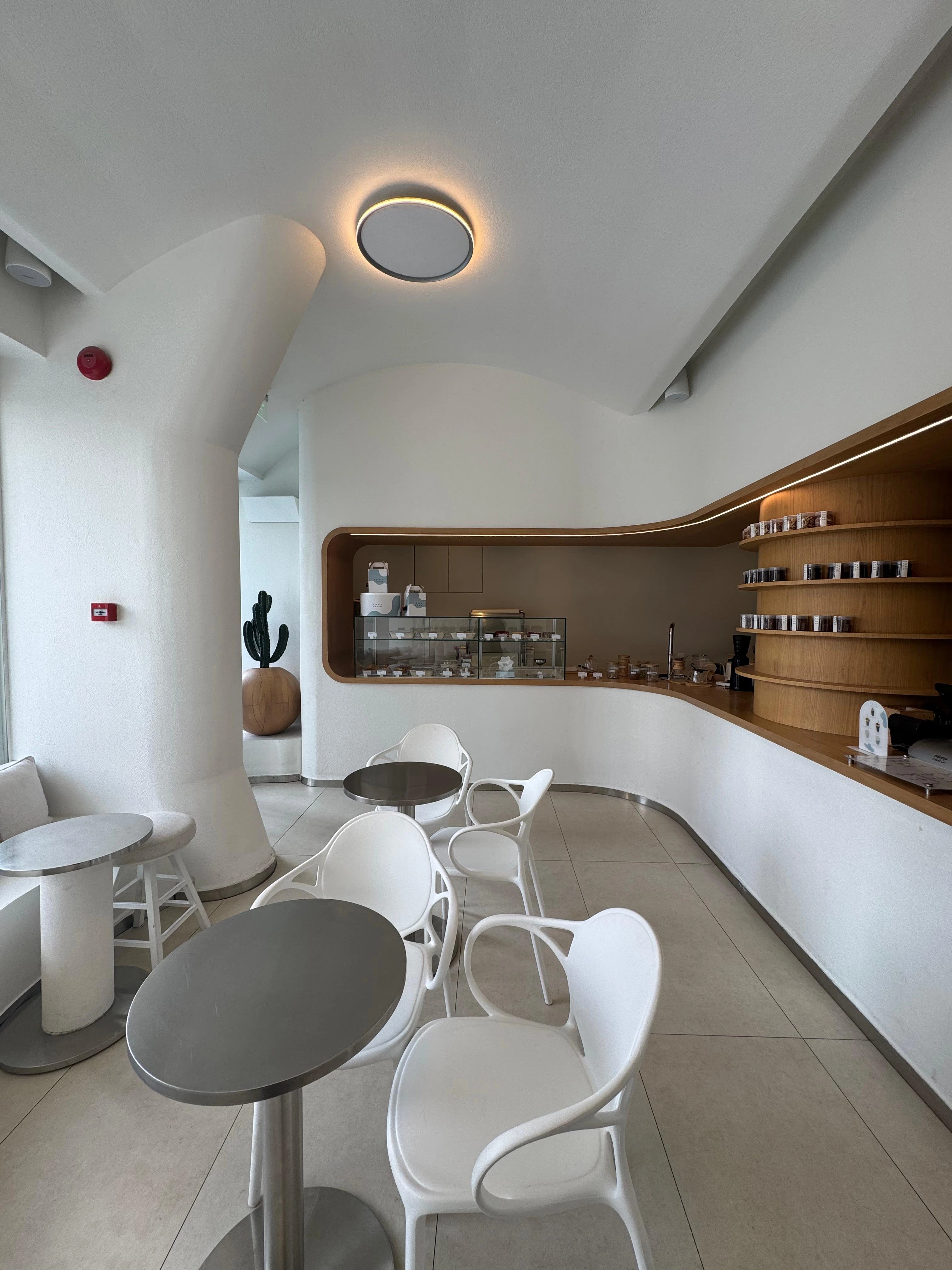 تفاصيل الديكور الشتوي في Zone Seven Cafe